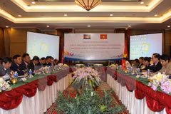 Senior officials discuss ways to reinforce Vietnam-Cambodia ties