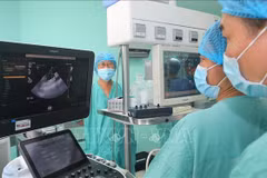 At an organ transplant surgery in Quang Ninh (Photo: VNA)