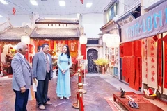 Visitors at Thang Long Imperial Citadel in Hanoi (Photo: nhandan.vn)