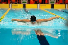Swimmer Nguyen Quang Thuan wins a gold medal at men's 200m butterfly event (Photo: VNA)