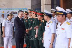 President To Lam and leaders of Vietnam People's Navy (Photo: VNA)
