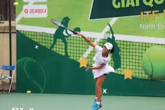 A brilliant player in the women's singles final match. (Photo: VNA)