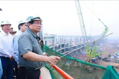 Prime Minister Pham Minh Chinh inspects the construction of Long Thanh international airport project in Dong Nai province. (Photo: VNA)