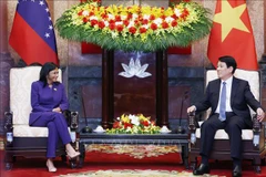 State President Luong Cuong (R) and Executive Vice President of Venezuela Delcy Rodriguez Gomez. (Photo: VNA)