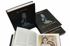 The 213-page book provides readers with writings, images and information about painter Tran Van Can’s paintings that are part of the Vietnam Fine Arts Museum’s collection. (Photo: The Courtesy of the museum)