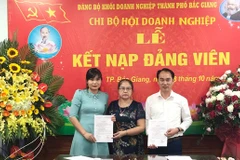 Bac Giang promotes Party membership development in enterprises 