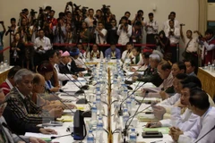  Myanmar President pledges to maintain peace process with armed groups