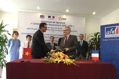  FDA, EDF IN sign pact in Hanoi