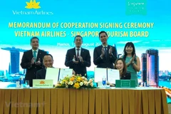 Vietnam Airlines, Singapore Tourism Board ink first cooperation deal 