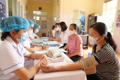 82.5% of Hanoi population receive health management services