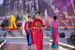 Hanoi to host Ao Dai Festival in October 