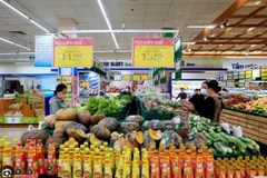 Retailers anticipate business to pick up in year-end shopping season