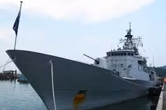 New Zealand naval ship visits Vietnam