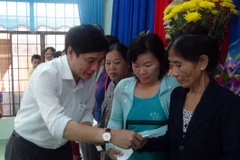 More relief aid for flood victims in central region