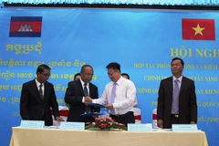 Vietnam, Cambodia provinces push ahead with drug crime fight