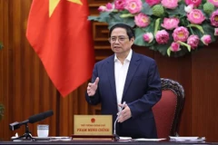 PM askes for solutions to promote financial, corporate bond, real estate markets
