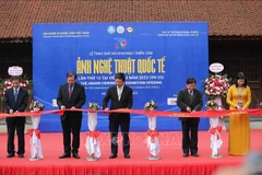 Winners of Vietnam art photo contest honoured in Hanoi