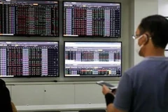 Securities firms speed up the digital race
