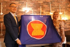 Vietnam hands over Berlin ASEAN Committee chairmanship role to Brunei