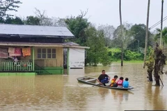 Malaysia floods force over 9,000 to evacuate