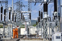 Businesses seek ways to adapt to rising electricity prices