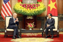 State leader meets with US President in Hanoi