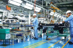 PM urges business, production ramp-up