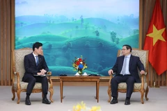 PM Pham Minh Chinh receives Japan’s minister of economy