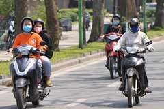 Heatwave covers regions across Vietnam