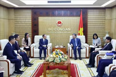 Public security ministry launches cooperation with Korea Coast Guard