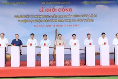  PM attends ground-breaking ceremony for bridge connecting Mekong Delta provinces 