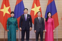 Mongolian President wraps up State visit to Vietnam