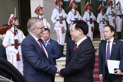 Top legislator of Vietnam meets with visiting Australian PM