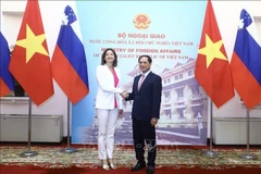 Foreign Minister holds talks with visiting Slovenian official