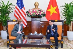 Minister of Foreign Affairs receives USAID Administrator