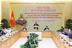 PM chairs conference on ways to tackle difficulties in forestry-fishery exports