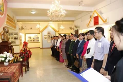 Vietnamese agencies commemorate late leaders of Laos