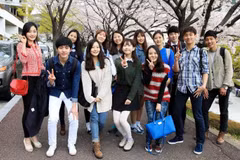 Vietnam ranks second in number of students in the RoK