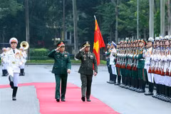 Vietnam, Cambodia to develop defence cooperation to new height