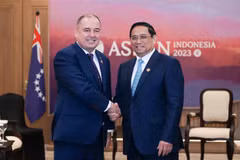 PM meets counterpart from the Cook Islands in Indonesia