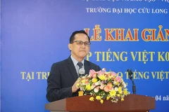 Vietnamese language course opened for Lao ICT personnel