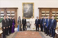 Vietnamese President visits the Vatican, meets with Pope Francis