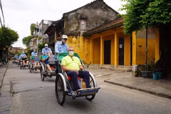 Foreign businesses dominate Vietnam’s lucrative online travel market