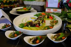 Record of 100 artichoke dishes set in Lam Dong province