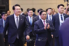 Vietnamese, RoK leaders attend Vietnam-RoK business forum