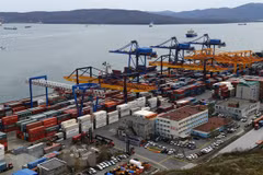  Vietnam, Russia's Far East region seek to boost trade cooperation 