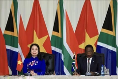 Vice State President holds talks with South African counterpart