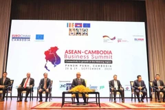 ASEAN-Cambodia Business Summit held in Phnom Penh