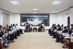 Vietnam helps Laos establish online party journal