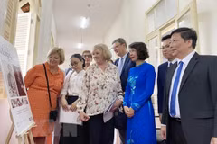 Photo exhibition honours French scientist Louis Pasteur